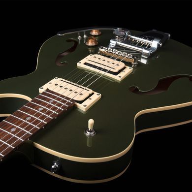 Godin Guitars Montreal Premiere Ltd Desert Green w/Bigsby - напівакустична гітара, Натуральний
