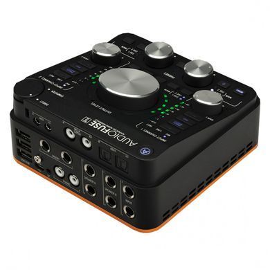 Arturia AudioFuse Rev2 + Arturia FX Collection 4 - Аудиоинтерфейс , Черный
