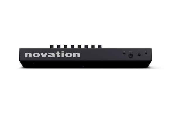 NOVATION Launchkey 25 MK4 - MIDI клавиатура, Черный
